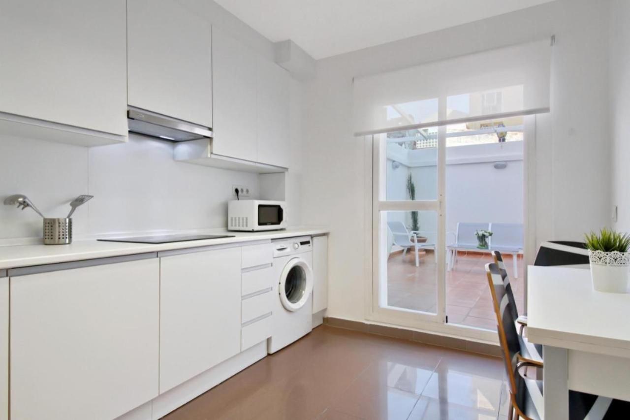 Apartamento Amplio Piso Con Terraza Málaga Exterior foto