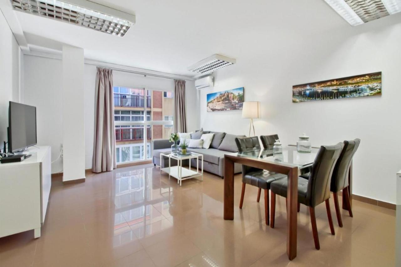 Apartamento Amplio Piso Con Terraza Málaga Exterior foto
