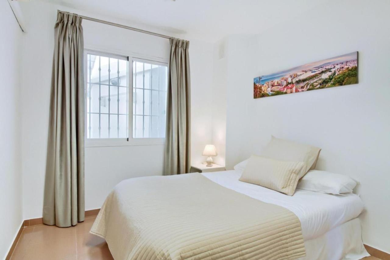 Apartamento Amplio Piso Con Terraza Málaga Exterior foto